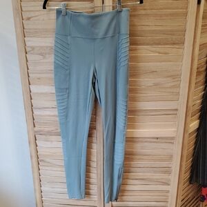 Athleta Womens Size smal Delancey Moto Tight High Rise Zipper Pockets Activewear